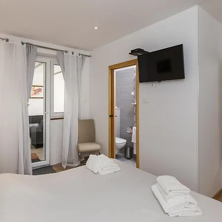 Nora By Duhomes * דוברובניק