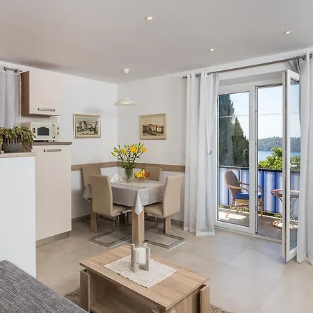Apartment Nora By Duhomes