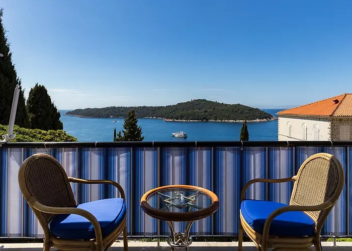 Nora By Duhomes Apartment